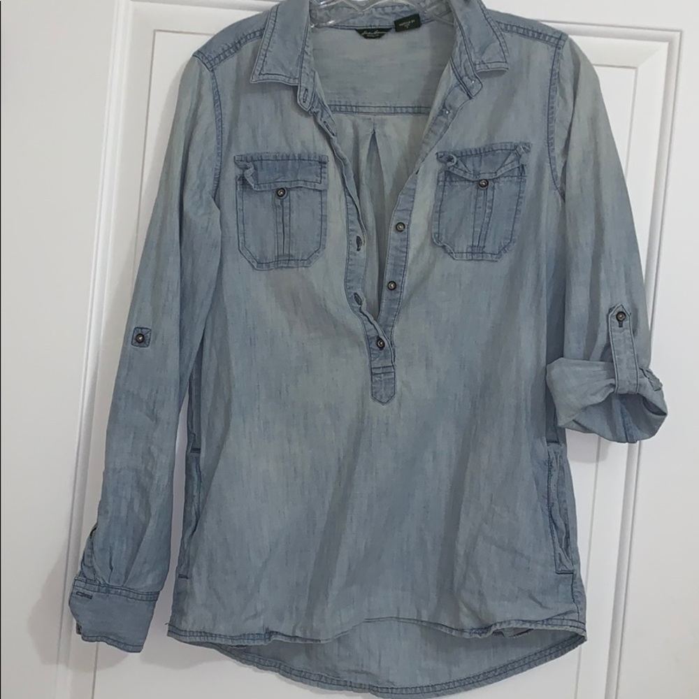 Eddie Bauer chambray button up with side pockets